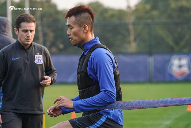 世界杯直播app官方下载安装中心-亚冠冠军主帅力邀金信煜下南洋 提供20亿韩元年薪