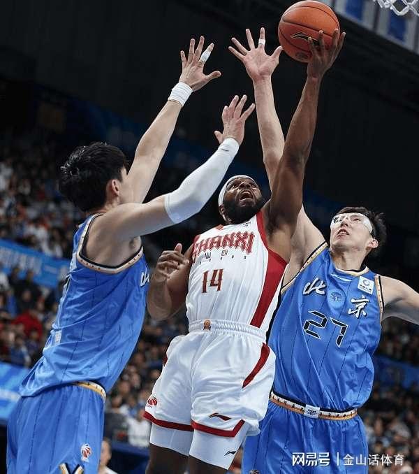 世界杯手机高清观看软件-4战3负！60岁老帅又遇大麻烦，接下来5个对手，有4个是“硬茬子”