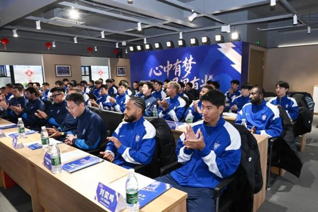 1772688618202085348.jpg 世界杯赛事直播平台下载-【2026中超巡礼之三镇】江湖教练空降 誓言换个活法